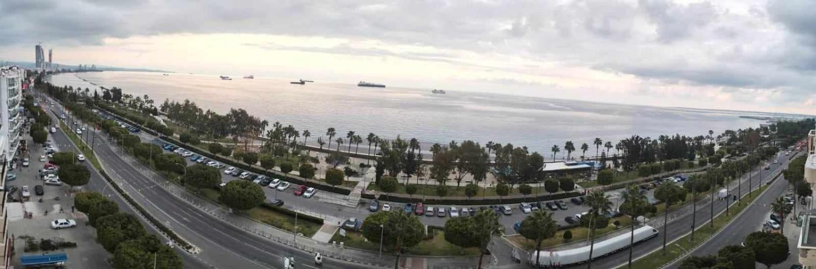 Sea Front & City Center, Amazing Sea View Limassol Ngoại thất bức ảnh