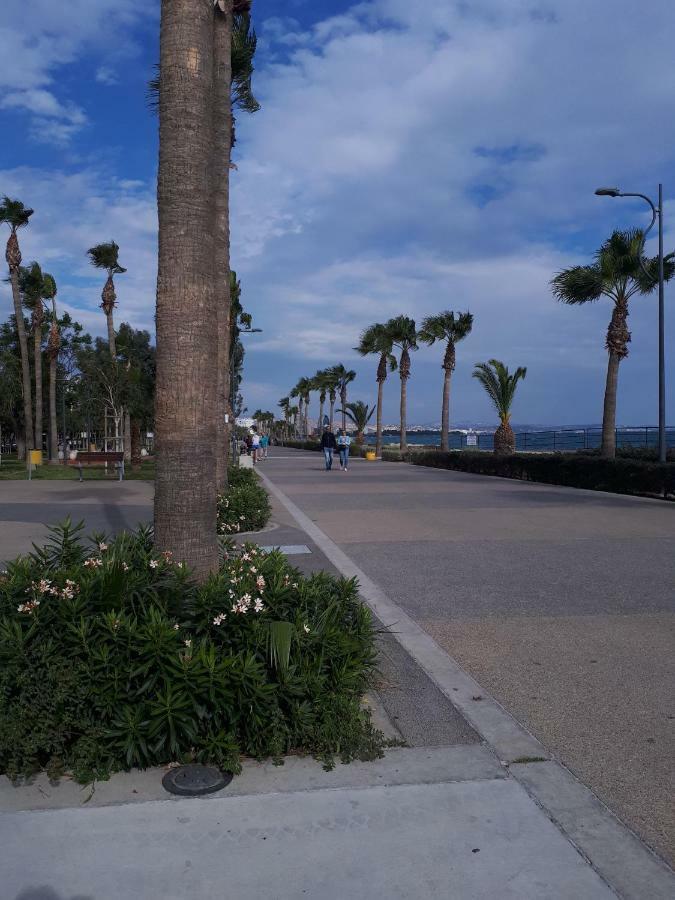 Sea Front & City Center, Amazing Sea View Limassol Ngoại thất bức ảnh
