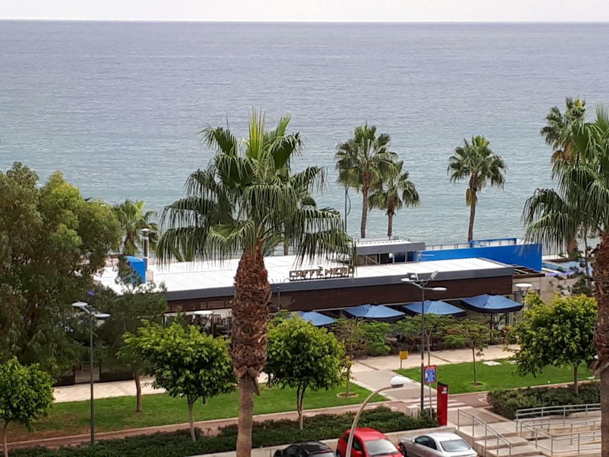 Sea Front & City Center, Amazing Sea View Limassol Ngoại thất bức ảnh