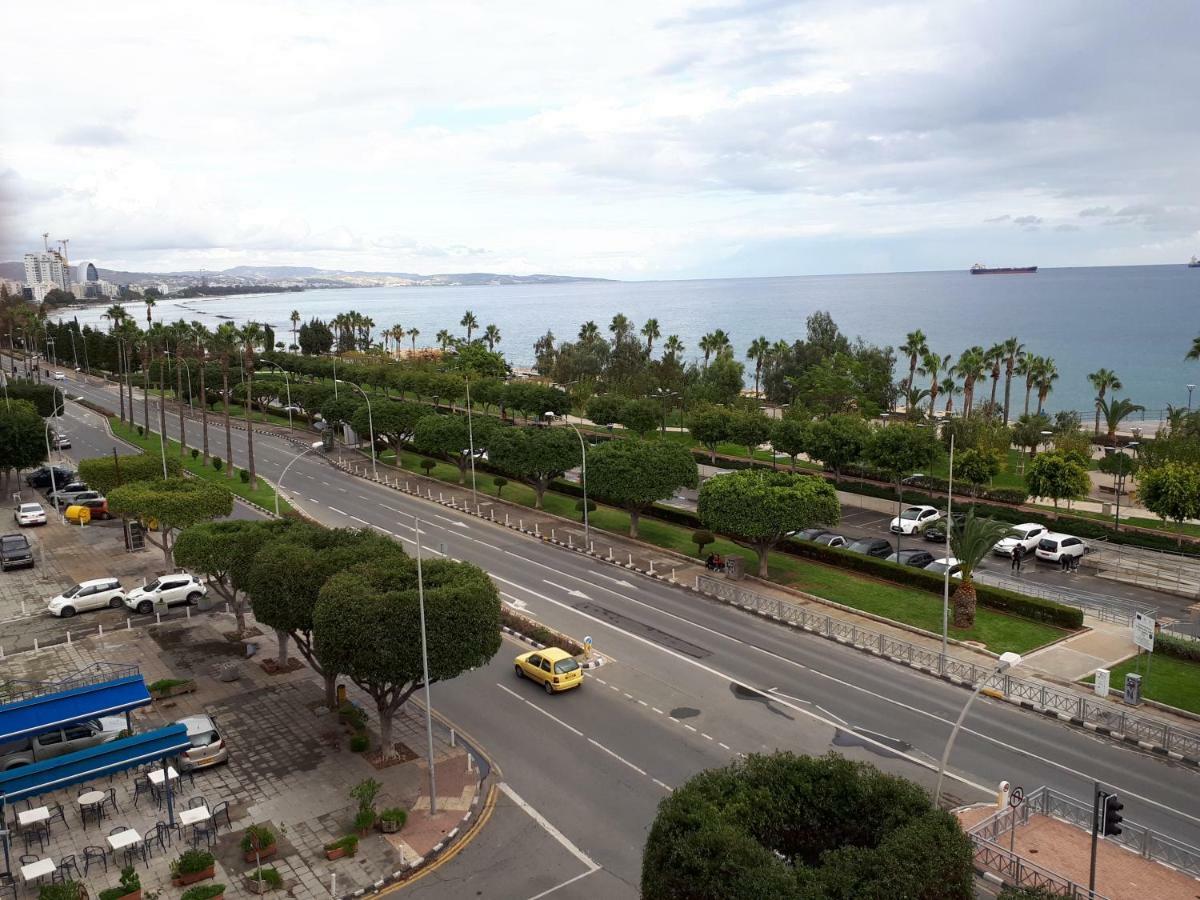 Sea Front & City Center, Amazing Sea View Limassol Ngoại thất bức ảnh
